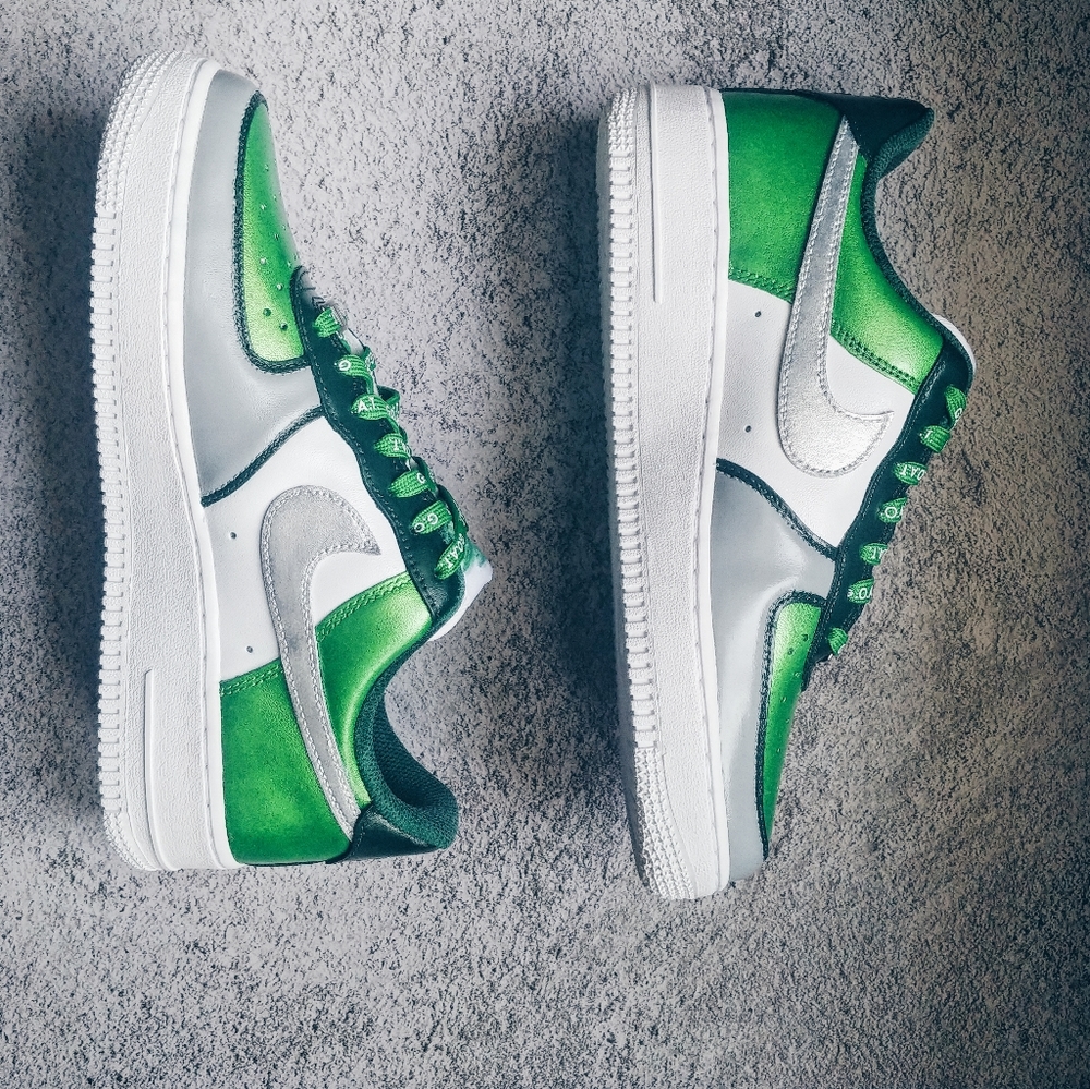 Nike Air Force 1 07 low-top custom sneakers size 8
